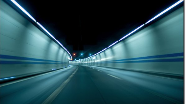 Отчитат рекорден трафик през тунела под Ламанша