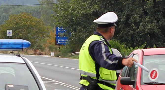 Два пъти повече полицаи ще следят пътната обстановка на магистрала