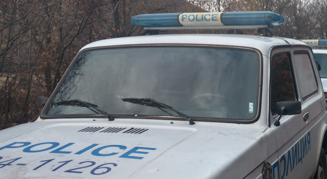 Специализирана полицейска акция заради избягалия в Ловешко затворник се проведе