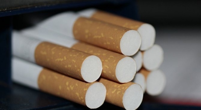 Над 60 хиляди къса контрабандни цигари са иззети и при