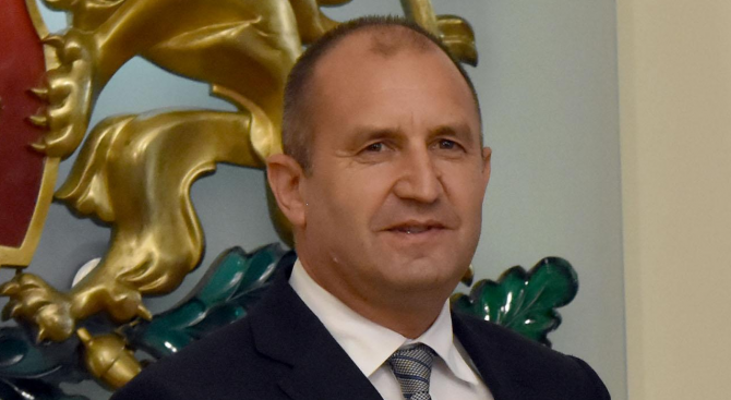 Държавният глава Румен Радев подписа днес указ за назначаването на
