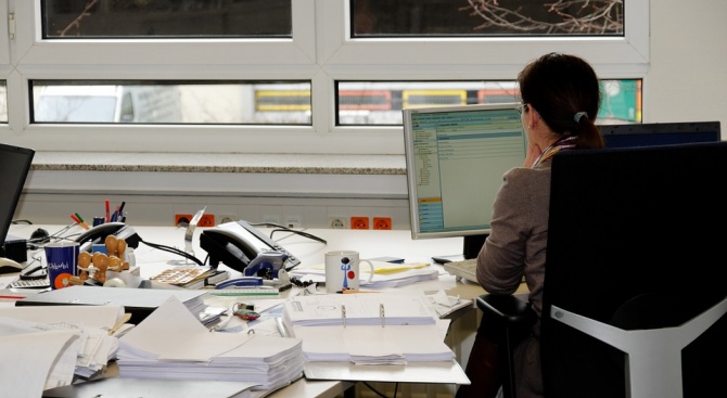 Жените с дълъг, 9-часов работен ден, са изложени на 63