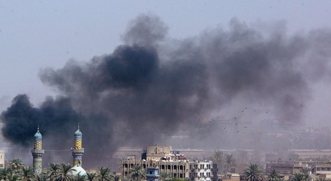 Масираните въздушни удари и артилерийски обстрел в Южна Сирия застрашават