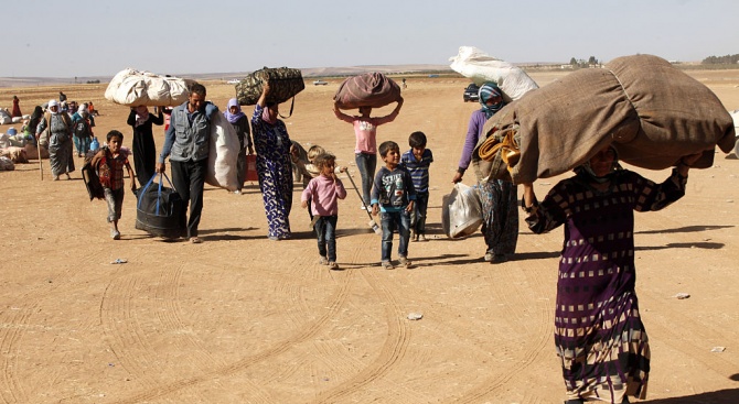 Най-малко 20 000 сирийци, напуснали домовете си след началото на