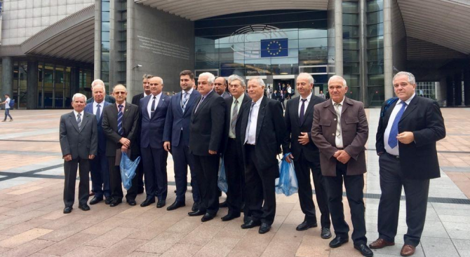 Група летци-ветерани посетиха Европейския парламент в Брюксел по покана на