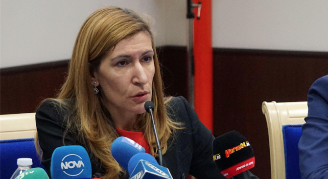 Министърът на туризма Николина Ангелкова ще подпише договор за изграждане