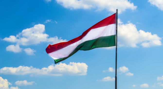 Унгария ще се оттегли от споразумението на ООН за миграцията,