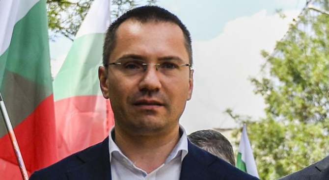 Евродепутатът Ангел Джамбазки коментира в сутрешния блок на Нова телевизия