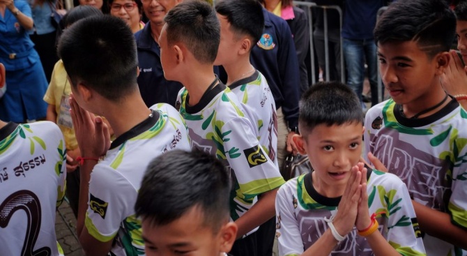 Почти всички деца от тайландския футболен отбор, които привлякоха вниманието