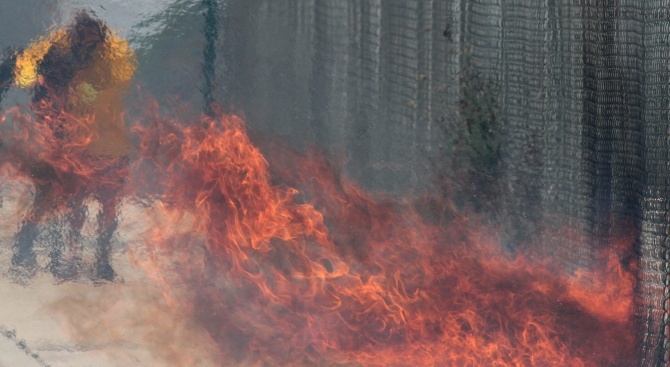 Десетки жертви на унищожителните пожари в източна Атика остават неидентифицирани,