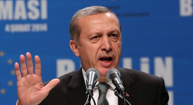 Във нова войнствена реч президентът на Турция Реджеп Ердоган се