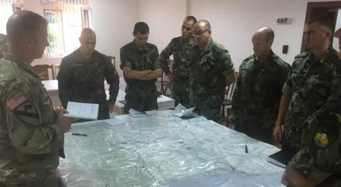 Съвместна щабна тренировка между военнослужещите от Бригадното командване - Благоевград