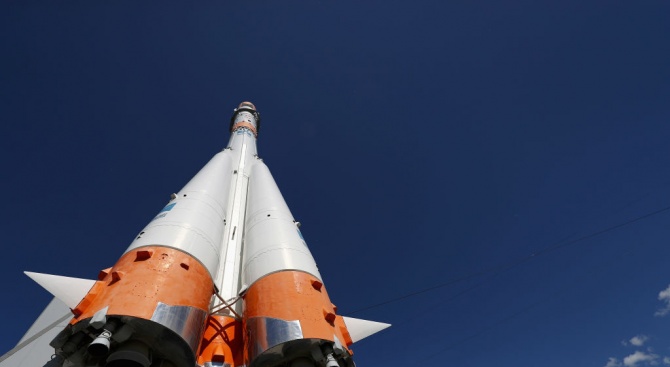 Трима високопоставени представители на руското ракетно-космическо предприятие "Енергия" бяха арестувани