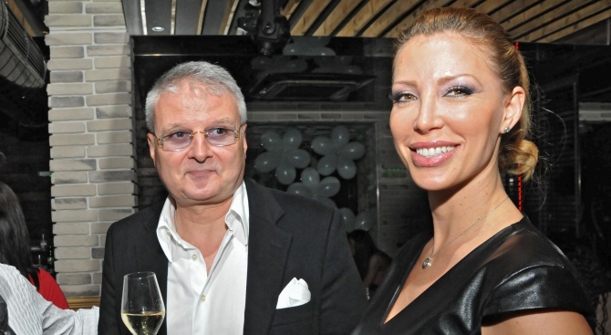 Ирен Онтева и бизнесменът Христо Сираков, от когото тя има