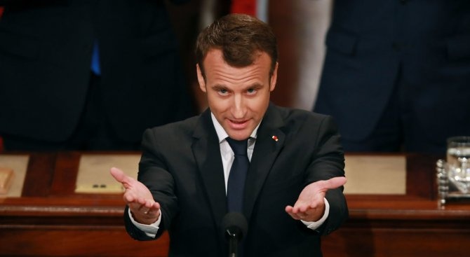 Френският президент Еманюел Макрон заяви днес пред френските посланици в