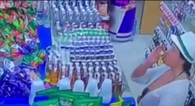 Куриозна кражба засне камера на магазин в „Слънчев бряг”. Туристка