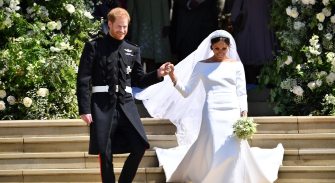 Сватбените одежди на принц Хари и съпругата му Меган Маркъл