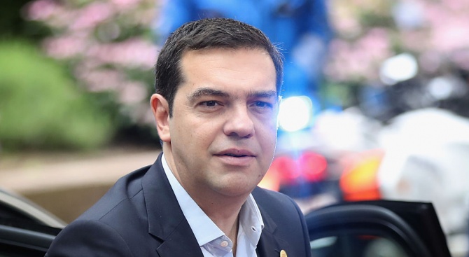Гръцкият премиер Алексис Ципрас обеща да намали данъците и да
