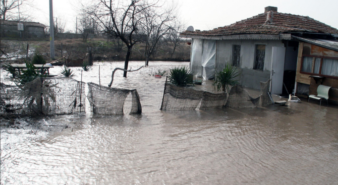 С цел превенция на наводненията са планирани 15 мерки в