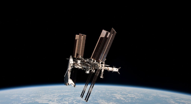 Космическият апарат "Айссат-2" на НАСА, който ще измерва ледовете на