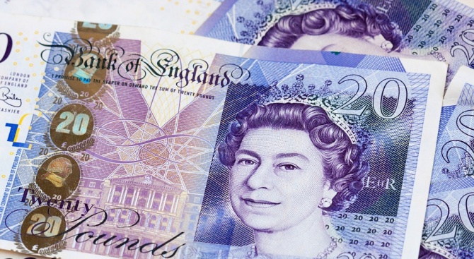 Във Великобритания измамници са откраднали повече от 500 милиона паунда