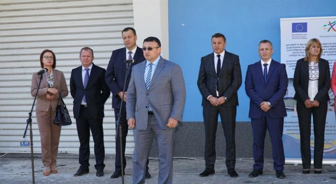 Министър Младен Маринов откри обновената сграда на ОДМВР-Благоевград, съобщиха от