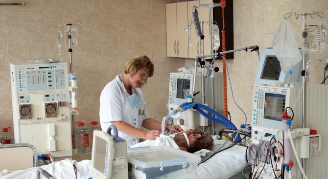 50 пациенти във Видин останаха без хемодиализа заради повреден апарат.