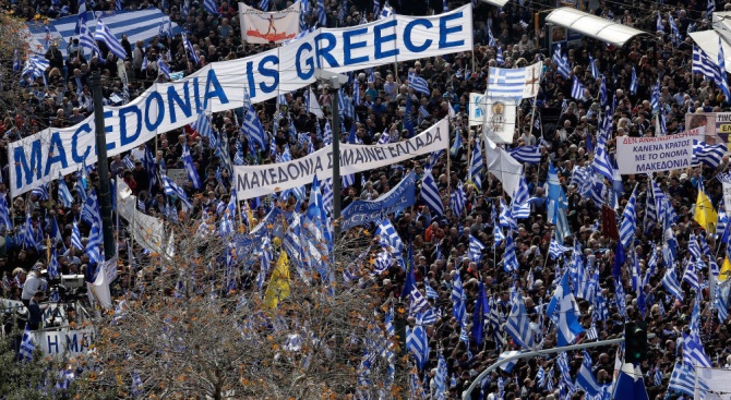 Гърците искат правителството на Алексис Ципрас да анулира споразумението със