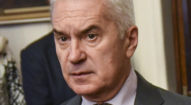 Лидерът на АТАКА Волен Сидеров изпрати писма до министъра на