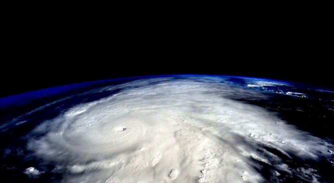 Ураганът Майкъл вече е трета категория от пет възможни по