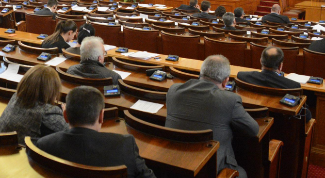 Българска парламентарна делегация, водена от председателя на Комисията по отбрана
