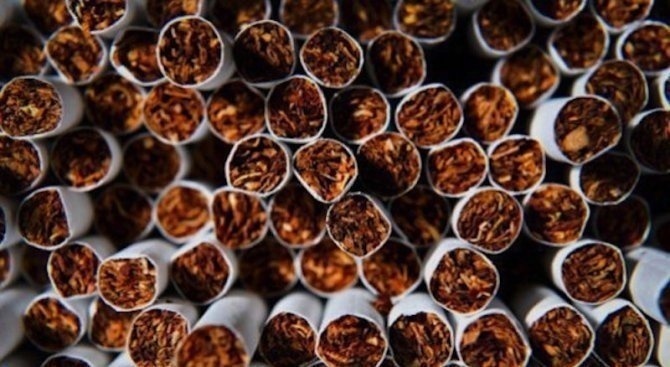 33 600 къса контрабандни цигари, укрити в тайници на товарен