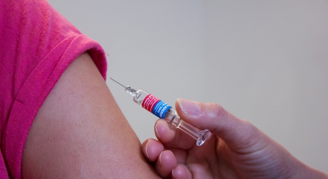 Шефове подаряват на служителите си ваксини за грип. Това разкриха