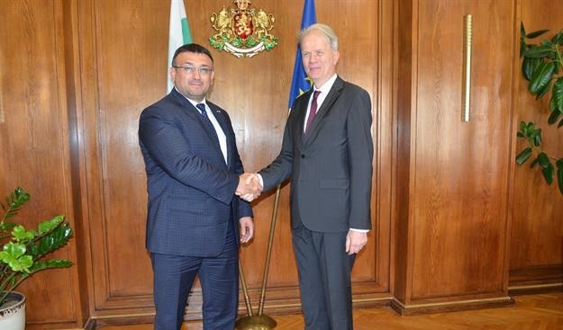 Министърът на вътрешните работи Младен Маринов се срещна с Ерик