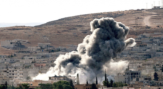 Най-малко 15 цивилни са загинали днес при въздушен удар на