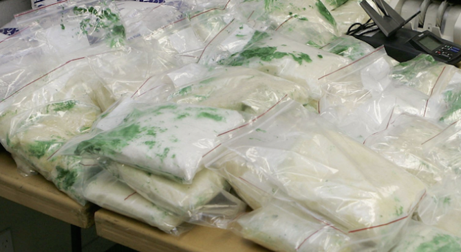Нов тип синтетична дрога навлиза на нелегалния пазар у нас.