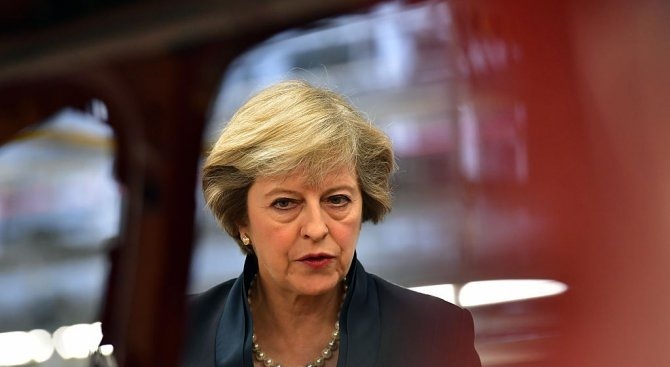 Британската министър-председателка Тереза Мей е била принудена да се откаже