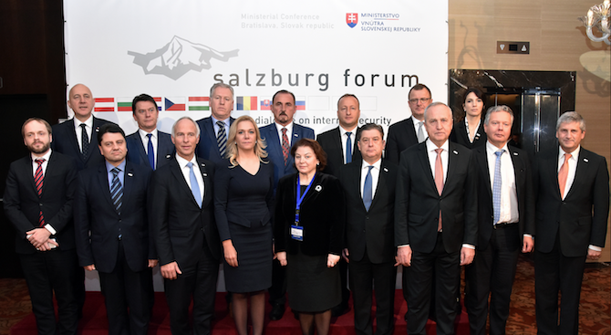 На 28-29 ноември в Братислава се проведе министерска конференция на