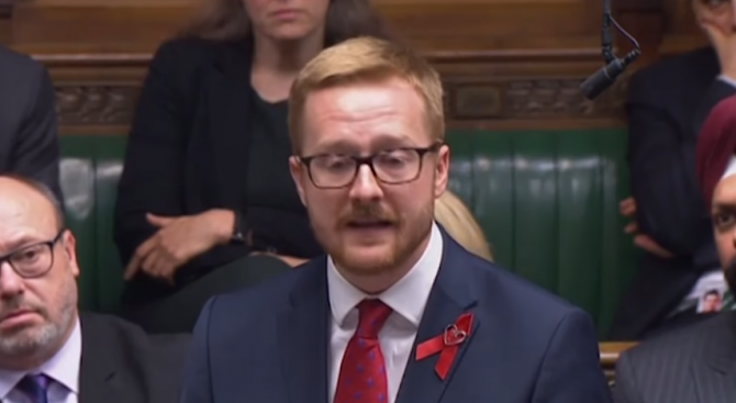 Британски депутат разкри в емоционална реч пред парламента по случай