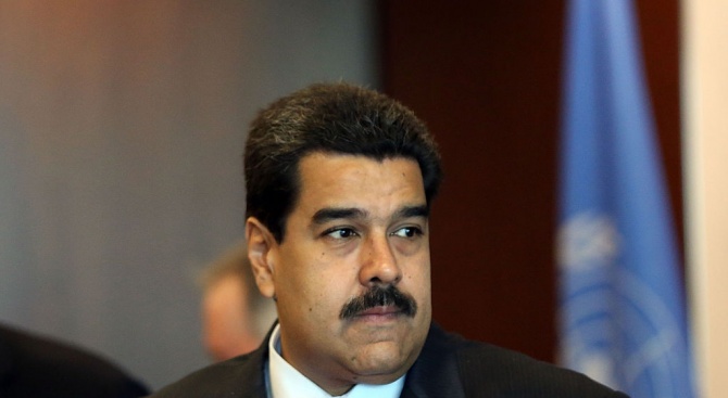 Венецуелският президент Николас Мадуро съобщи късно снощи, че пътува за