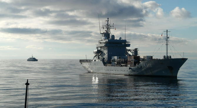 Няма засилено присъствие на военни кораби в Черно море заради