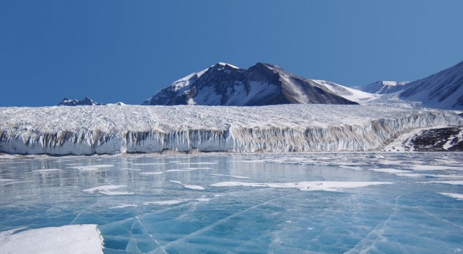 Данни от европейски спътник разкриха, че източната част на Антарктида