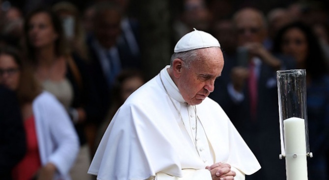 Папа Франциск обяви за блажени 19 алжирски мъченици, предаде ДПА.