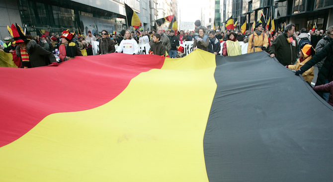 Управляващата коалиция в Белгия се разпадна поради разногласия по Пакта