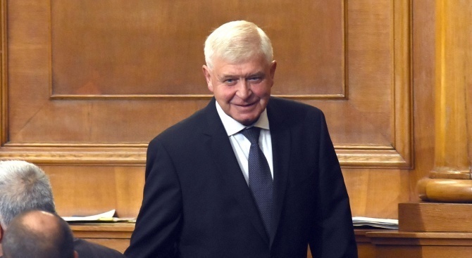 Министър Кирил Ананиев ще отговаря на актуални въпроси на членовете