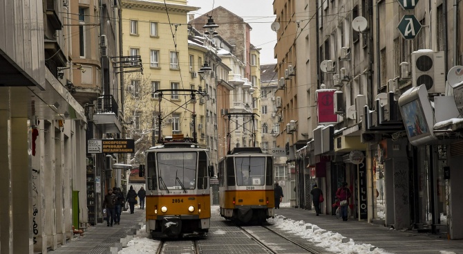 Движението на трамваите по столичната улица "Граф Игнатиев" вече е
