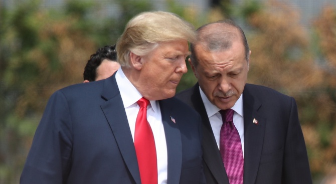 Турският президент Реджеп Ердоган и американският президент Доналд Тръмп се