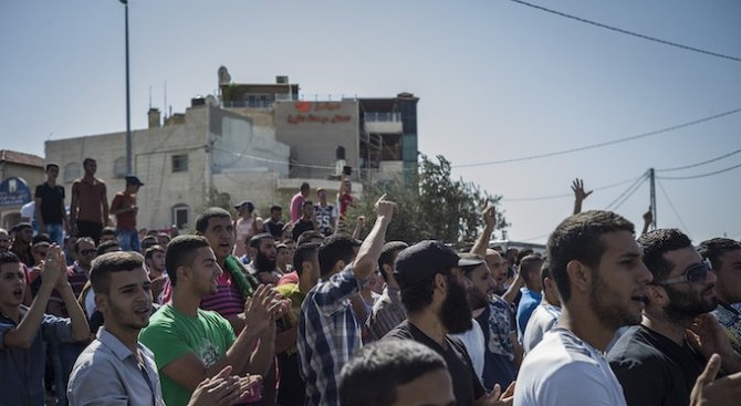 Ожесточени сблъсъци избухнаха тази сутрин между израелската гранична полиция и