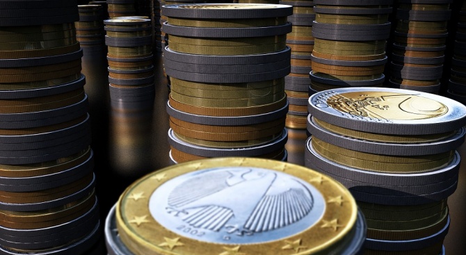 Въвеждането на еврото в България може да се стане най-рано