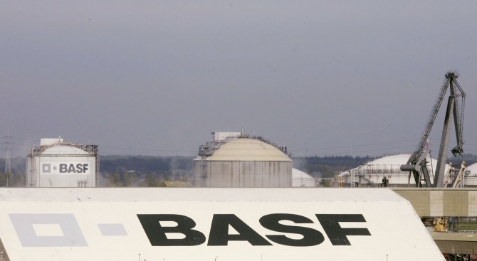 Германската химическа компания BASF съобщи в четвъртък, че е подписала
